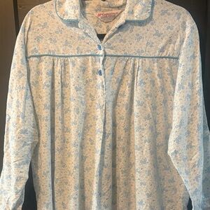 Vintage 60s or 70s 100% Cotton Blue Floral Nightgown